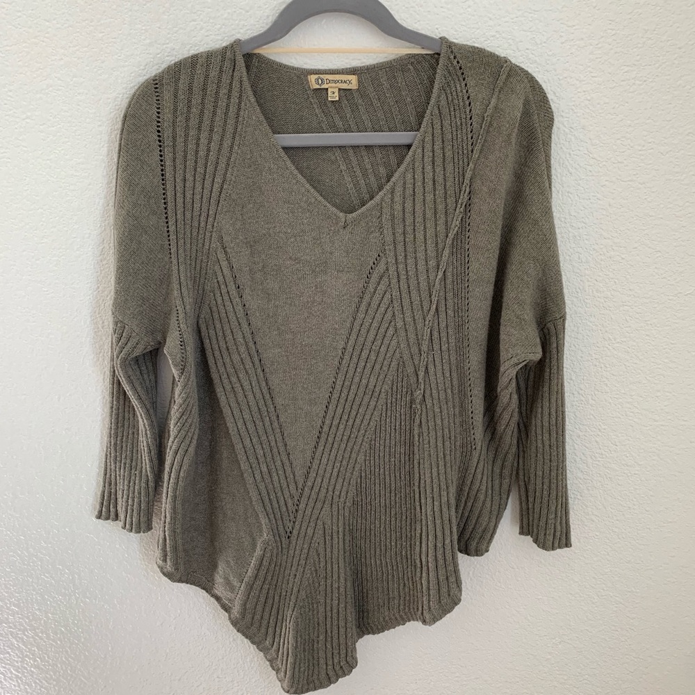 Democracy sweater. Size : M